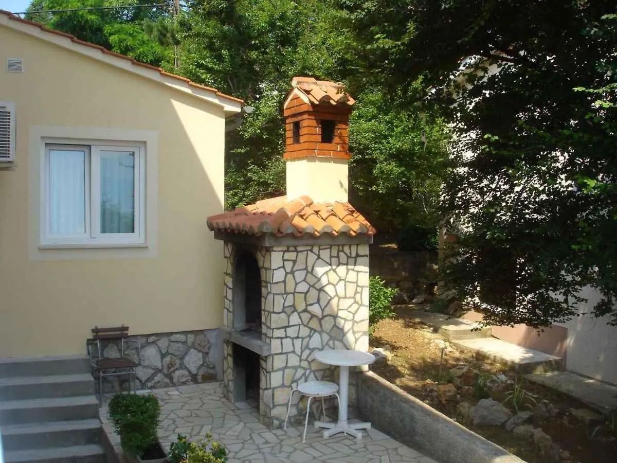 Silo Apartment 23 Šilo